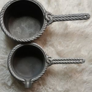 Wilton aluminum pans